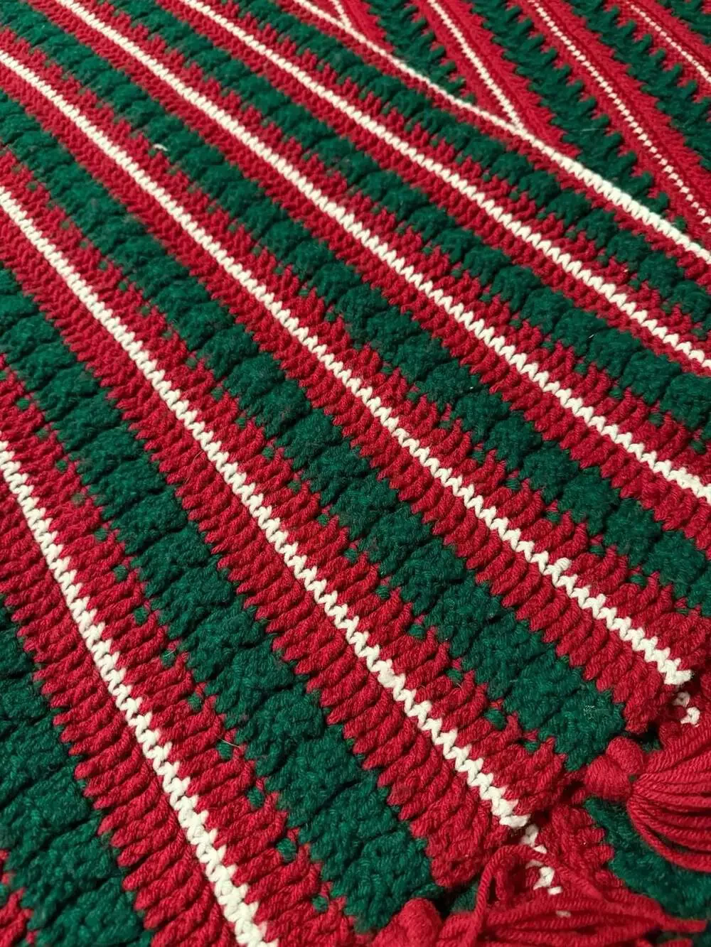 Vintage Handmade Christmas Crochet Mile-a-Minute Afghan Throw Blanket with Tasse